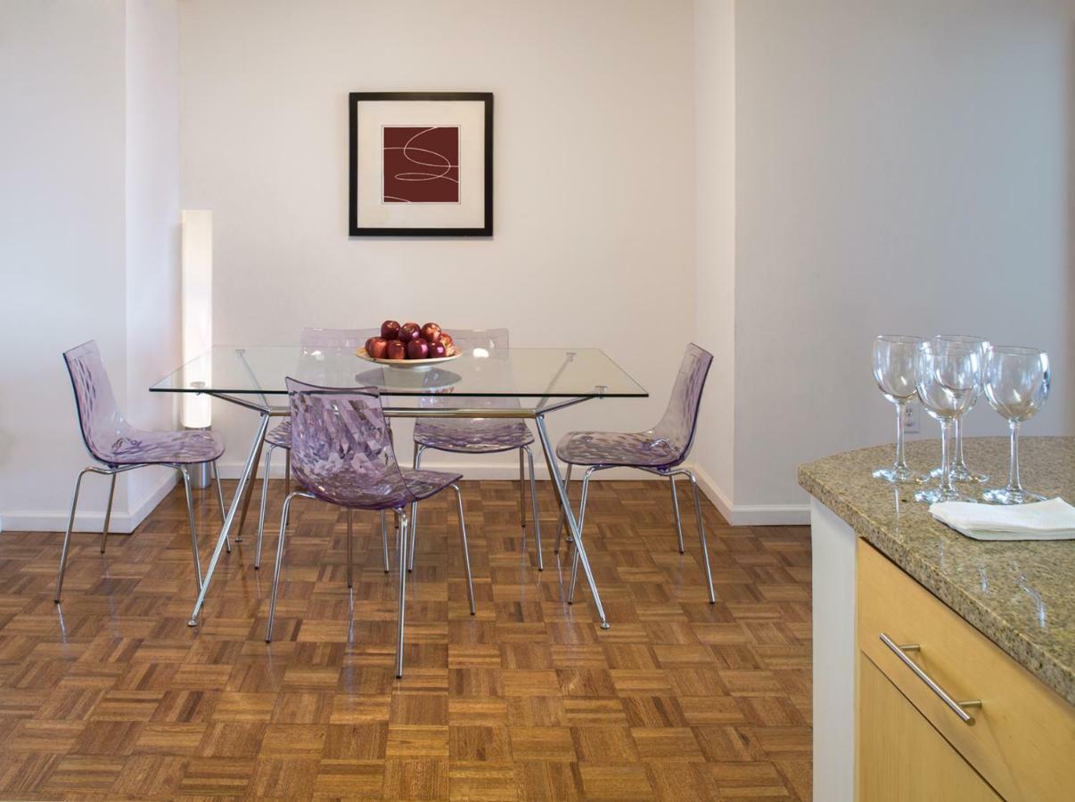 Appartamento Furnished Quarters At Grove Pointe Jersey City Esterno foto