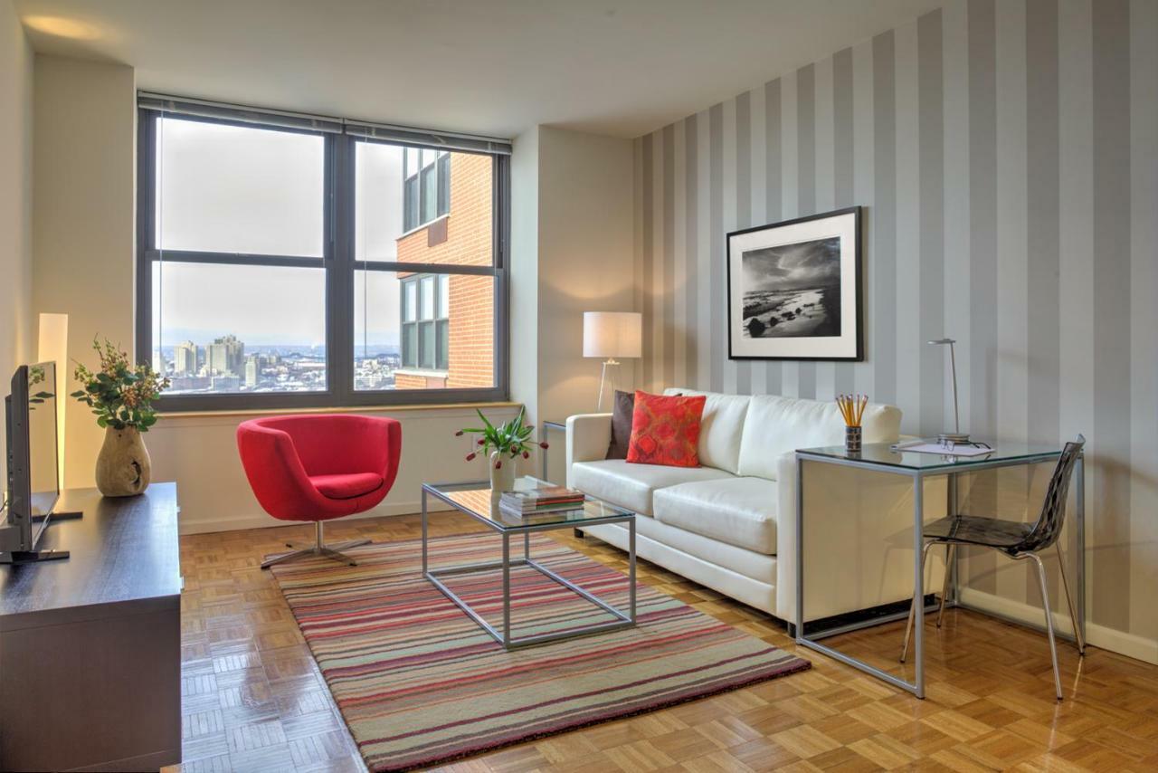 Appartamento Furnished Quarters At Grove Pointe Jersey City Esterno foto