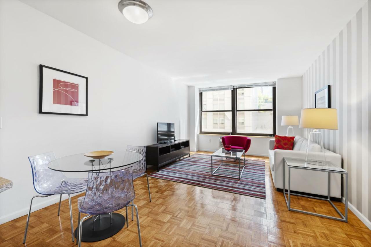 Appartamento Furnished Quarters At Grove Pointe Jersey City Esterno foto